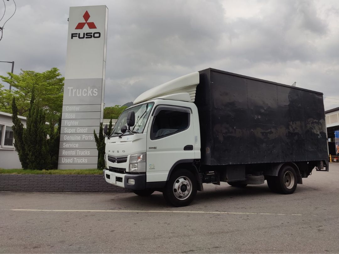 三菱 FUSO Canter 易手車 5.5 噸