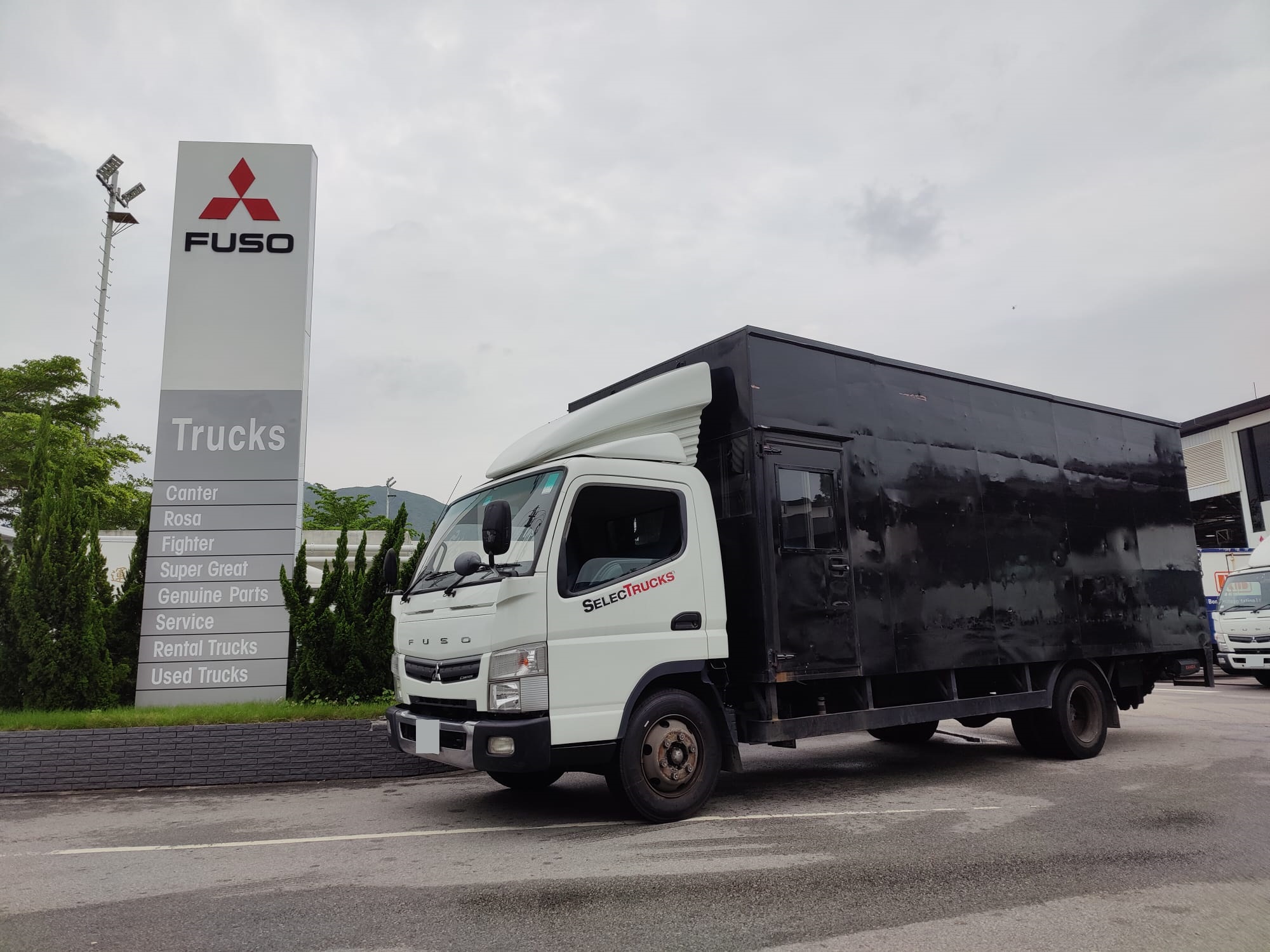 三菱 FUSO 9 噸易手車 Mitsubishi FUSO 9 Tonnes Pre-owned Truck